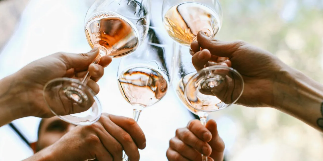 Il 27 giugno è il Rosé Day e l’Italia si tinge di (oro) rosa