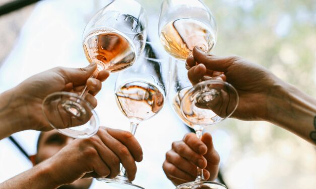 Il 27 giugno è il Rosé Day e l’Italia si tinge di (oro) rosa