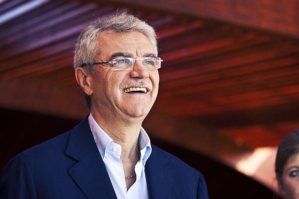 Mattia Vezzola racconta 50 anni di bollicine